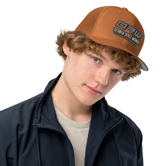 Closed-back trucker cap